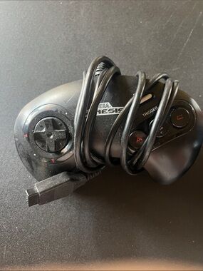 Official Sega Genesis 3 Button Controller Model 1650 OEM (1989) Gamepad z13